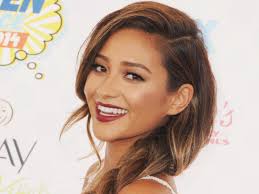 From fair to deep skin, if you've got yellow undertones, consider using a cool brown hair color to brighten up your complexion. The Most Flattering Brunette Hair Colors For Every Skin Tone Allure