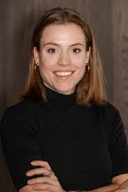 Victoria Weller's Instagram, Twitter & Facebook