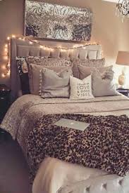 My spoiled daughter got scammed in adopt me and lost her pet. Cute Decorating Ideas For Bedrooms Whaciendobuenasmigas