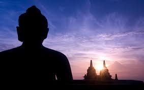 Upacara dilaksanakan dengan menerapkan protokol kesehatan. Buddha Bless Selamat Hari Raya Waisak Blink