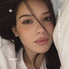 Nikki Hong's Instagram, Twitter & Facebook