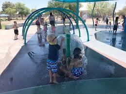 Kiwanis Park Splashpad In Tempe Phoenix With Kids Phoenix With Kids Tempe Where To Go