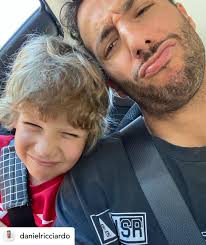 Just a few holiday snaps from the F1 grid as they chilled over Christmas  and New Year 📸👌