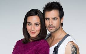 Enamorandome de ramon es una serie que adoro poco a poco, también adoro a todos los actores que la protagonizan, especialmente a fabiola y ramona. Enamorandome De Ramon Telenovela Synopsis Jose Ron Esmeralda Pimentel Star In Televisa Univision Soap
