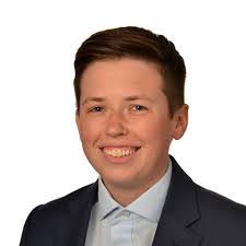 Logan Teal's Instagram, Twitter & Facebook