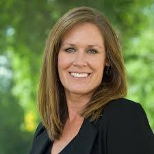 Donna Ebeling's Instagram, Twitter & Facebook