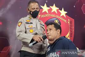 Polisi tangkap ayah kandung diduga cabuli anaknya hingga tewas - ANTARA  News Aceh HD phone wallpaper