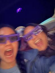 Mary Ratz's Instagram, Twitter & Facebook