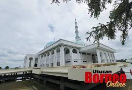 ‎ untuk dapatkan pengumuman setiap waktu solat, jgn lupa tekan butang follow dan pilih option 'see first'. Pkpb Kuching Solat Jumaat Lima Waktu Di Kuching Namun Terhad 100 Jemaah Mulai 19 Nov Utusan Borneo Online