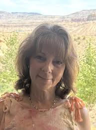 🎨✨ Artist Spotlight: Kay Crane ✨🎨 This week, we're shining a light