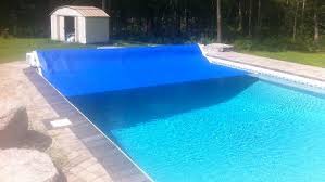 The Layer Of 5 Mil Poly Makes Sure That It Always Keeps Its Shape The Smooth Dirt Resisting Surface Of The Thermal Blank Automatic Pool Cover Pool Cover Pool