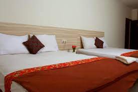 Vítame vás na stránke bantal guling guesthouse na našom rezervačnom serveri pensionhotel. Bantal Guling Trans Bandung Harga Terbaru 2021