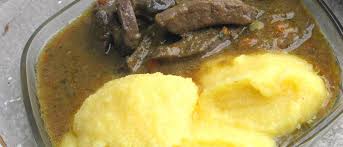 Il fegato alla veneziana è un secondo piatto molto particolare per il suo sapore inconfondibile in quanto accosta al sapore deciso del fegato, l'aroma della cipolla. Fegato Alla Veneziana Coolinarika