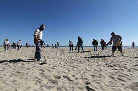 Where are the best places to use a metal detector? In New Jersey Detectorists Looks For Lost Treasure Along The Garden State S Pristine Shoreline Www Njmonthly Com