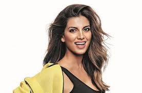 Η σταματίνα τσιμτσιλή δοκίμασε την πιο «ενημερωμένη»… την τάση ακολούθησε και η σταματίνα τσιμτσιλή που μαζί με τη hair stylist της, τη ρούλα μαρινοπούλου, δημιούργησαν την αλογοουρά της. Stamatina Tsimtsilh Stigmes Eytyxias Me Ta Tria Paidia Sto Spiti Eikones