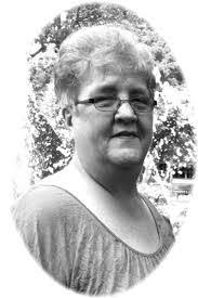 Diana Fellows's Instagram, Twitter & Facebook