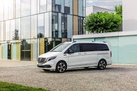 Mercedes Benz Eqv Is An Electric Minivan With Premium Touches Mercedes Benz Mini Van Benz