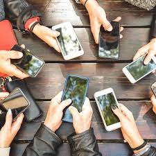 Wir hätten da 65 coole ideen für dich! Gruppennamen Whatsapp Lustig Whatsapp Lustig Gruppennamen Helden In Strumpfhosen