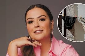 Mariana Echeverria's Instagram, Twitter & Facebook