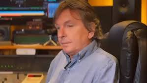 DICIASSETTESIMO EPISODIO della nostra rubrica “Come nasce il Remix 2025  dell’album E IN QUEL MOMENTO, ENTRANDO…” , Le foto ritrovate 🎶