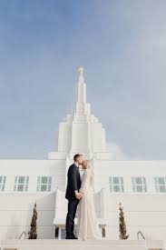 Idaho Falls Temple Wedding Marc Lindsey In 2020 Idaho Falls Temple Temple Wedding Long Sleeve Wedding Gowns