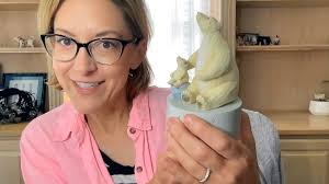 Amazon.com: AIDLNS Polar Bear Music Box Figurine, Birthday Gifts for  Daughter Son Mom Dad Kids Christmas Anniversary, Sculpted Hand-Painted  Musical Figure Plays You are My Sunshine Tune : Home & Kitchen