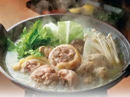 こだわり鶏のうまみを丸ごと 華味鳥の 水たき 博多華味鳥 水たきセット 3 4人前 2021 アジア料理 レシピ 鍋料理 食べ物のアイデア