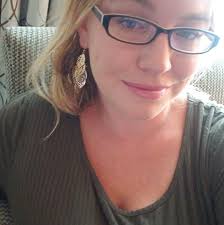 Are there restaurants in Spokane that serve both sushi rolls and poke bowls?