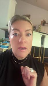 #poshmark #depop #resell #fyp #alo #pink