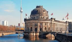 Five charts on germany's economic recovery plan. 7 Filmes E Series Para Conhecer A Alemanha Blog Da Maxmilhas