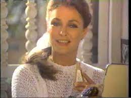 Bitten knudsen, beverly johnson, kim basinger, brooke shields, jennifer o'neill, lauren hutton, renee russo & frederique van der wal. Jennifer O Neill 1984 Noxzema Cover Girl Make Up Commercial Youtube