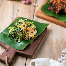 Makanan ini diolah dengan cara dibumbui dan dibungkus menggunakan daun pisang kemudian dikukus. Resep Pepes Tahu Jamur Amanda Chastity
