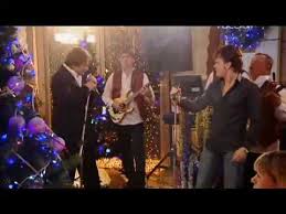 скачать песню не улетай из фильма не отрекаются любя Nebo Vybralo Nas Iz Filma Ne Otrekayutsya Lyubya Youtube