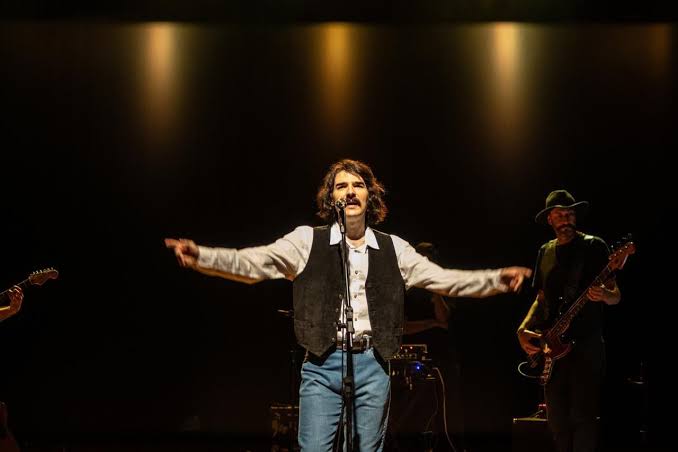 Viver é Melhor que Sonhar: Tributo a Belchior faz única apresentação em  Curitiba - Jornal A Cena