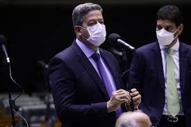 Luiz felipe baleia tenuto rossi, mais conhecido como baleia rossi (são paulo, 9 de junho de 1972), é um político e empresário brasileiro, atualmente deputado federal por são paulo e presidente nacional do mdb. Apesar De Apoio Do Psdb A Baleia Rossi Covas Recebe Arthur Lira Nesta Quinta Jovem Pan