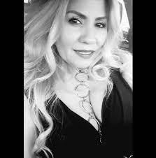 Feliz año de una vez, por si al rato no le atino a las letras!!🥂