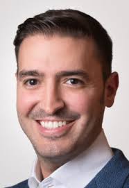 Hugo Palacios's Instagram, Twitter & Facebook