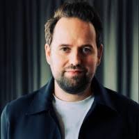 400+ "Langholz" profiles