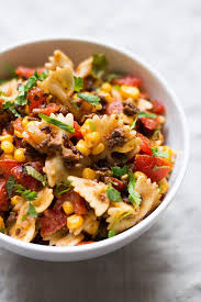 11 Schnelle Und Einfache Grillsalat Rezepte Kochkarussell Taco Nudelsalat Nudelsalat Grillsalate