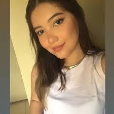 Christine Pettengill's Instagram, Twitter & Facebook