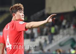 김민재는 토트넘으로 이적 할 2020년 9월 1일 트랜스퍼h 김민재 유럽 진출 협상의 관계자들 유럽 현지 보도 체크 #김민재 #토트넘 #에이전트. í† íŠ¸ë„˜ êµ­ê°€ëŒ€í'œ ìˆ˜ë¹„ìˆ˜ ê¹€ë¯¼ìž¬ì— ê´€ì‹¬ ì¶•êµ¬ ì²´ìœ¡ ê¸°ì‚¬ë³¸ë¬¸ ê²½ìƒì¼ë³´