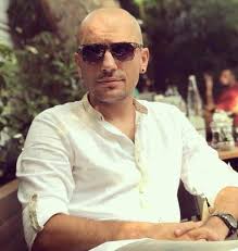Aykut enişte filmindeki motor sahnesi çık aklımdan. Aykut Eniste Oyunculari Karakterleri Ve Kadrosu