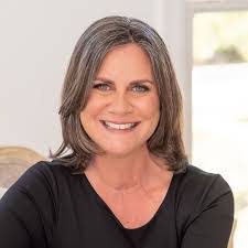 Kathleen Hass's Instagram, Twitter & Facebook