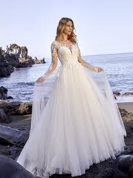 Check spelling or type a new query. Brautkleid A Linie Mit Armeln Und Tull Pretty You