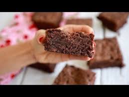 With A Crackled Top And Moist Fudgy Center My Microwave Brownie Recipe Is Irresistibly Decadent A Microwave Brownie Bigger Bolder Baking Brownies Recipe Easy