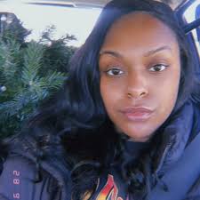 Be honest... did YOU fall for the Katy Perry #MetGala pics?! 🤨