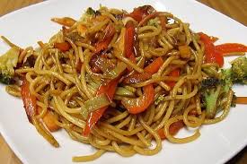 Asiatische Mie Nudeln Mit Gemuse Gebraten Von Bbq Queen Chefkoch Rezept Nudeln Mit Gemuse Mie Nudeln Gerichte Mit Nudeln