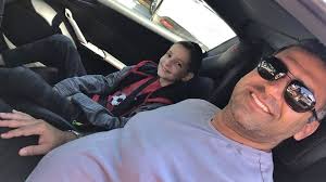 🏥🏎️ Many thanks to Yaniv of Super Cars of Miami for surprising Chai  Lifeline Southeast warrior Daniel with a very cool ride home from Joe  DiMaggio Children's Hospital.