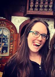 Hey there, I'm Eileen, based just outside Boston, Massachusetts. I've also  lived in the UK & Spain. Years & years ago, I started traveling as a  journalist, working freelance for mags &