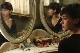 Дональд сазерленд, тайлер пози, роберт ри'чард и др. Alone Asianwiki